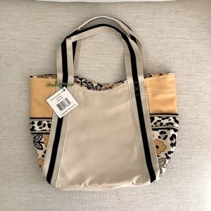 RETIRED Vera Bradley ‘Go Wild’ Canvas Tote - NEW WITH TAG